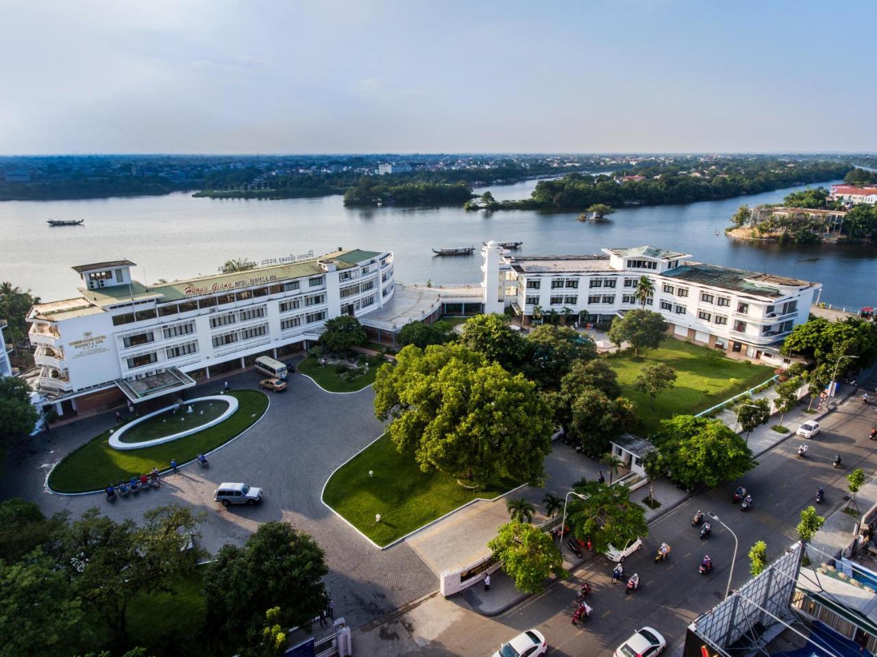 Huong Giang Hotel Resort & Spa Хюе Екстер'єр фото